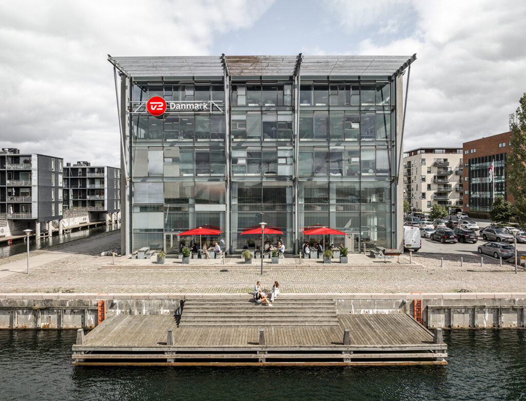 TV 2 DANMARK © (copyright TV 2)