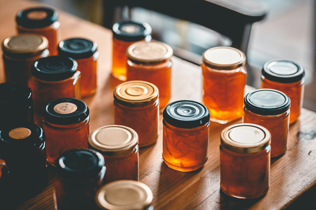 hjemmelavet marmelade i glas