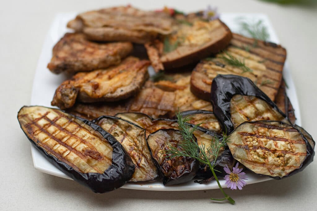Grillet aubergine