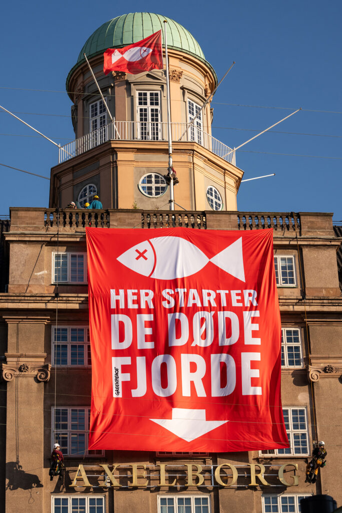 Greenpeace aktion ved Axeltorv