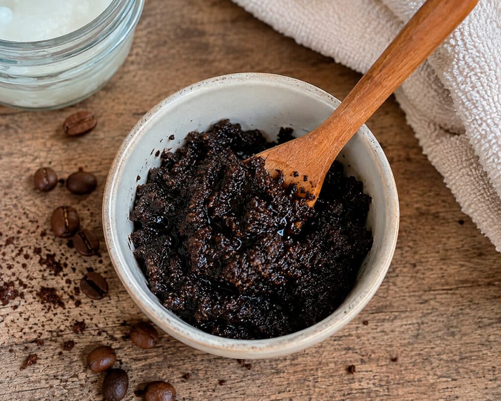 Bodyscrub med kaffegrums