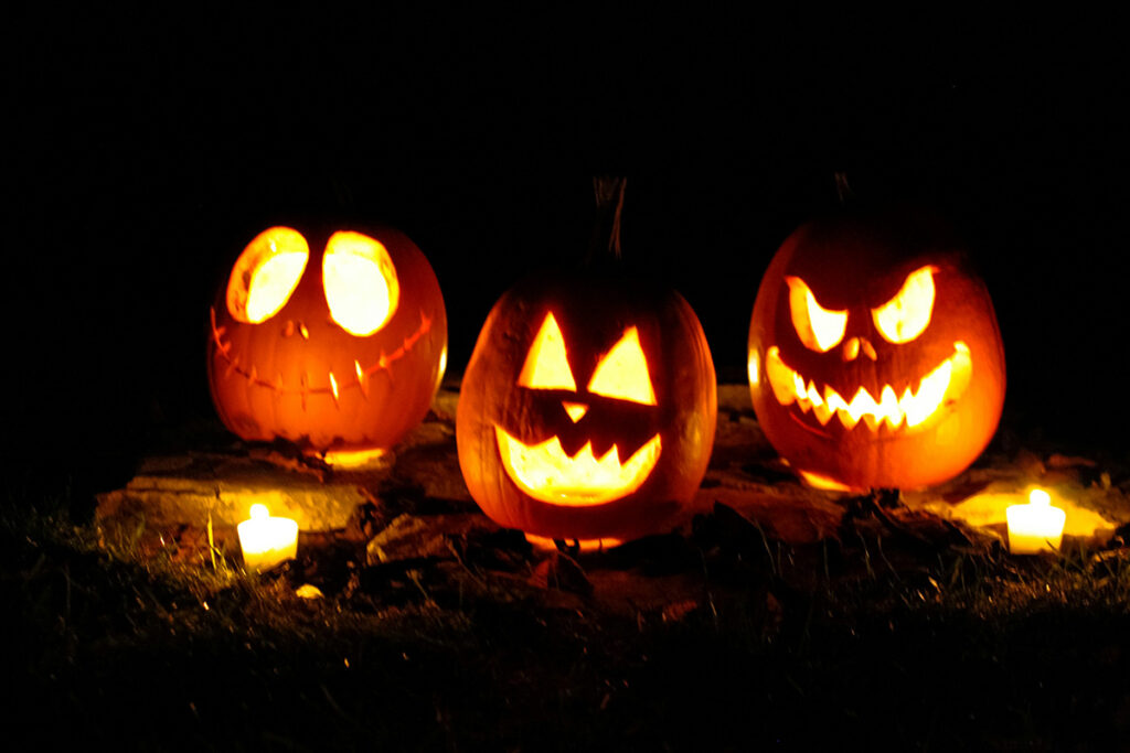 halloweengræskar med ansigt