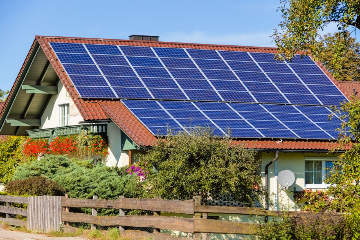 Bygning med solceller
