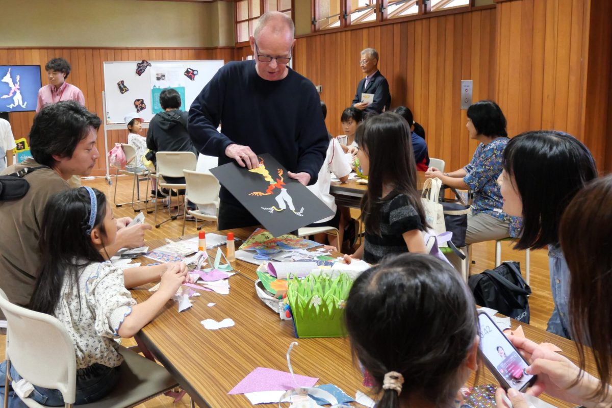 Torben Jarlstrøm Clausen ved workshop om Genbrugsfolket i Japan.