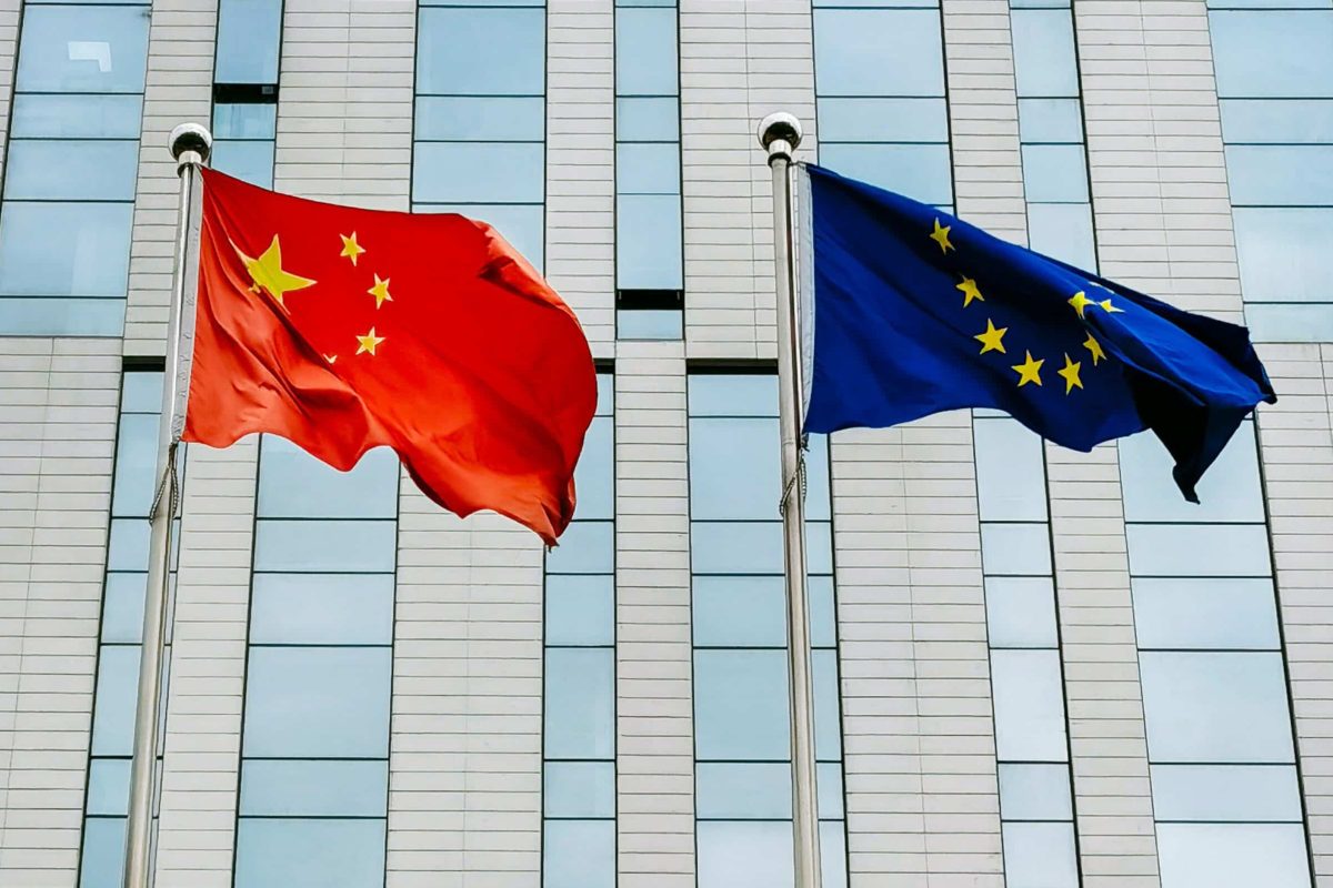 Kina og EU flag